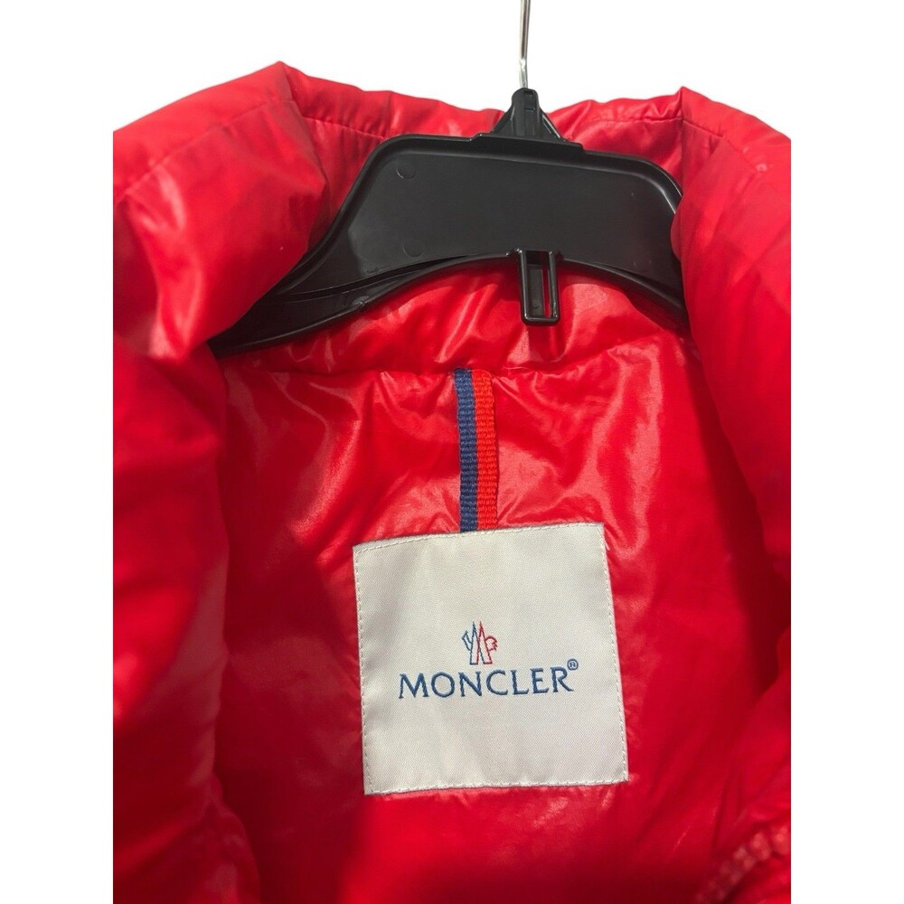 Moncler Red Down Puffer Vest Sz 1 Ski Patch Varsity M Appliqué Rare - Picture 9 of 15